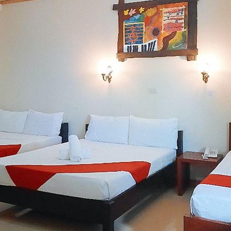 Reddoorz At New Casamila Hotel Palawan Puerto Princesa Екстериор снимка