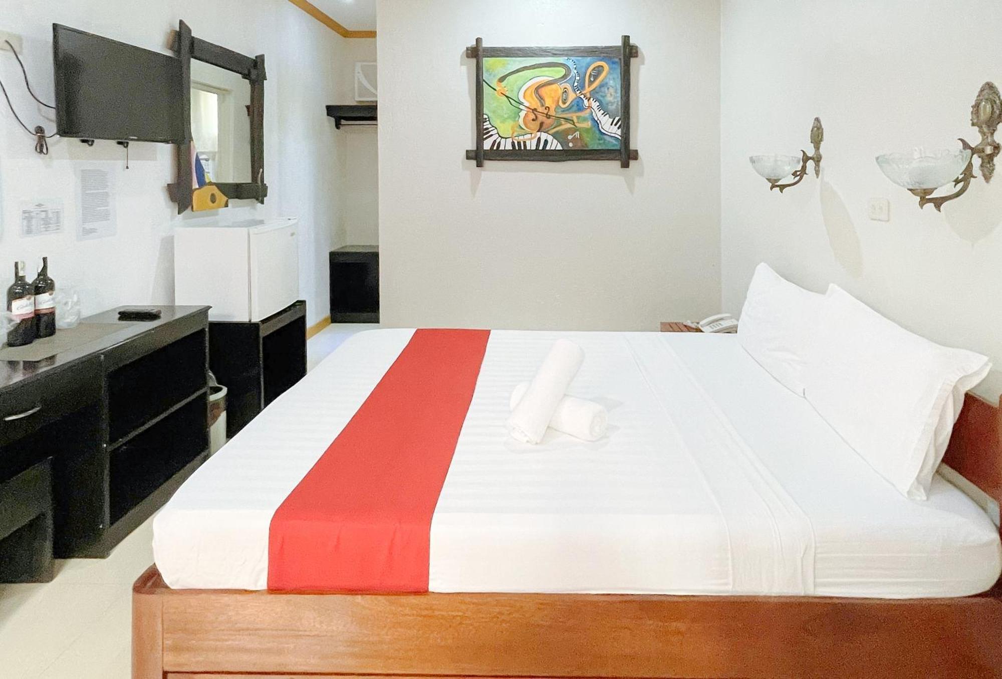 Reddoorz At New Casamila Hotel Palawan Puerto Princesa Екстериор снимка